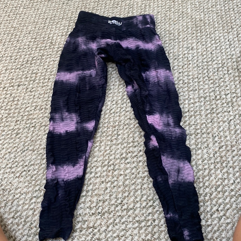 Tye dye cropped booty by brabants leggings